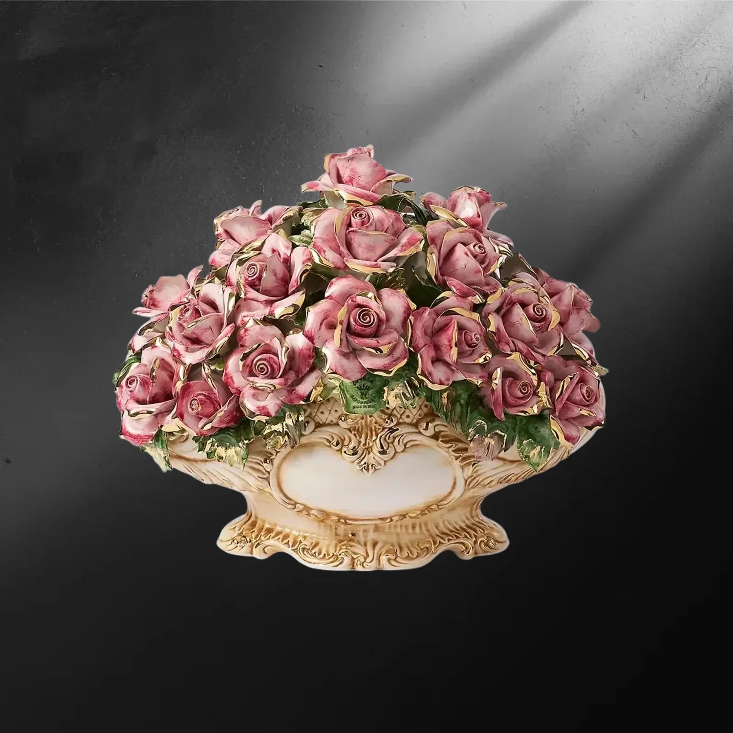 Centre de table Capodimonte - roses sculptées majestueuses style rococo - Grand centre de table porcelaine Capodimonte