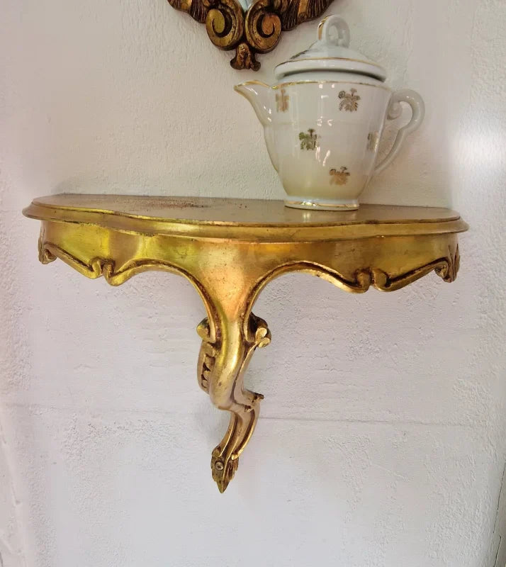 Console ancienne française dorée