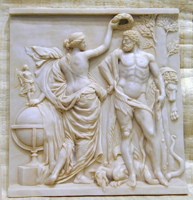 Relief en marbre reconstitué 50cm - Hercule couronné de Gloire