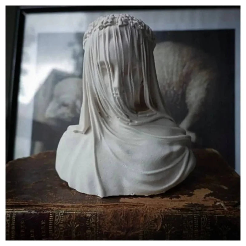 Statue buste de la vierge voilée marbre