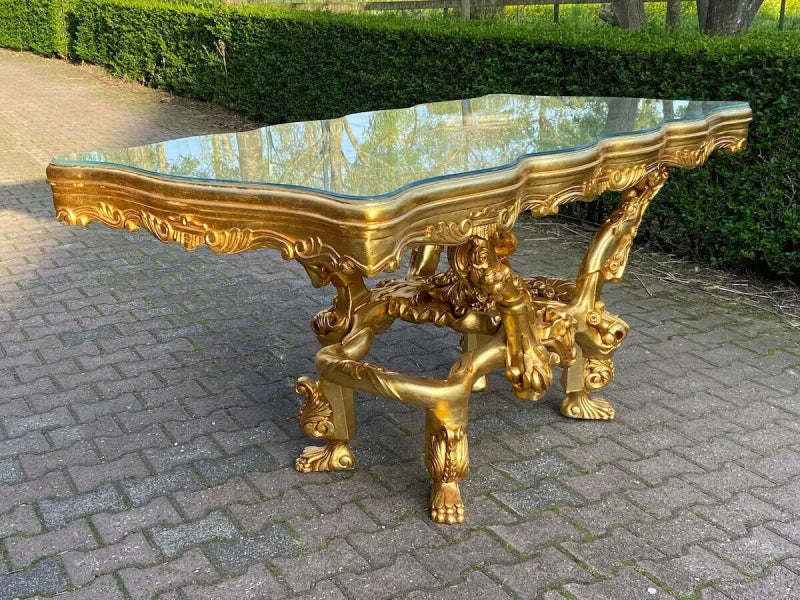 Table à manger de style baroque finition feuille d’or 14k