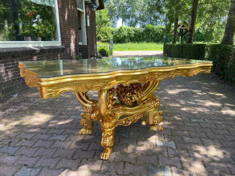 Table de salle à manger italienne de style baroque or