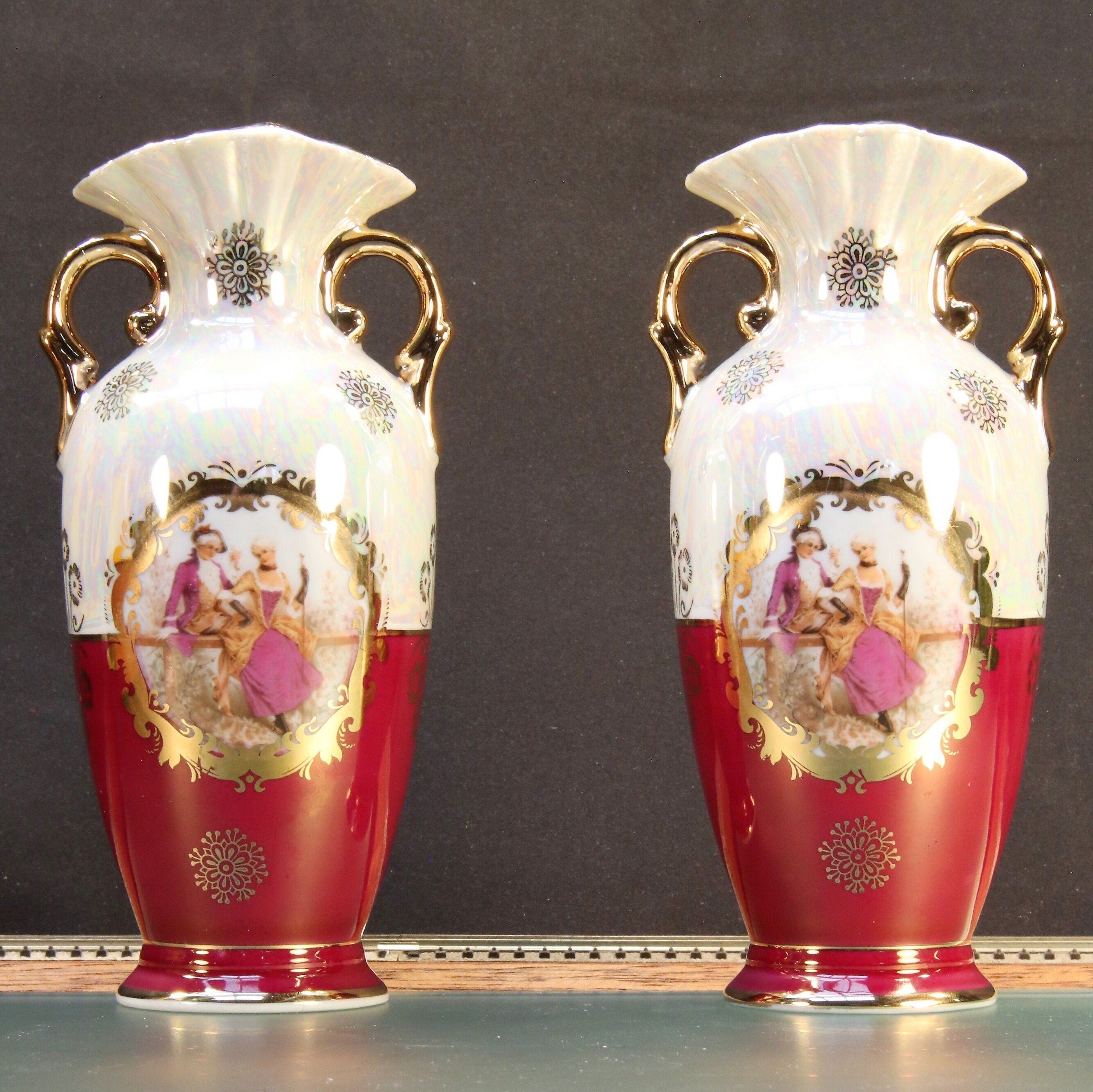 Vase Baroque Limoges Fragonard