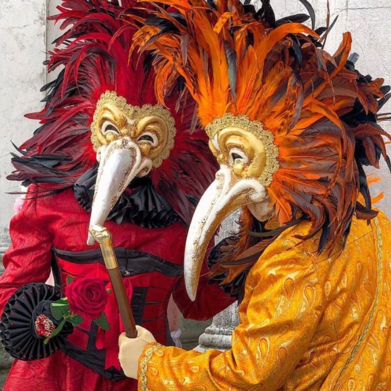 masque-a-plumes-venitien