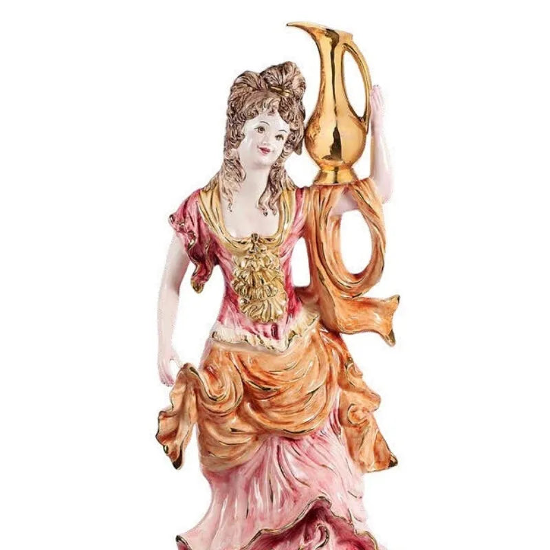buste de femme du XVIIIe siecle portant un amphore en ceramique