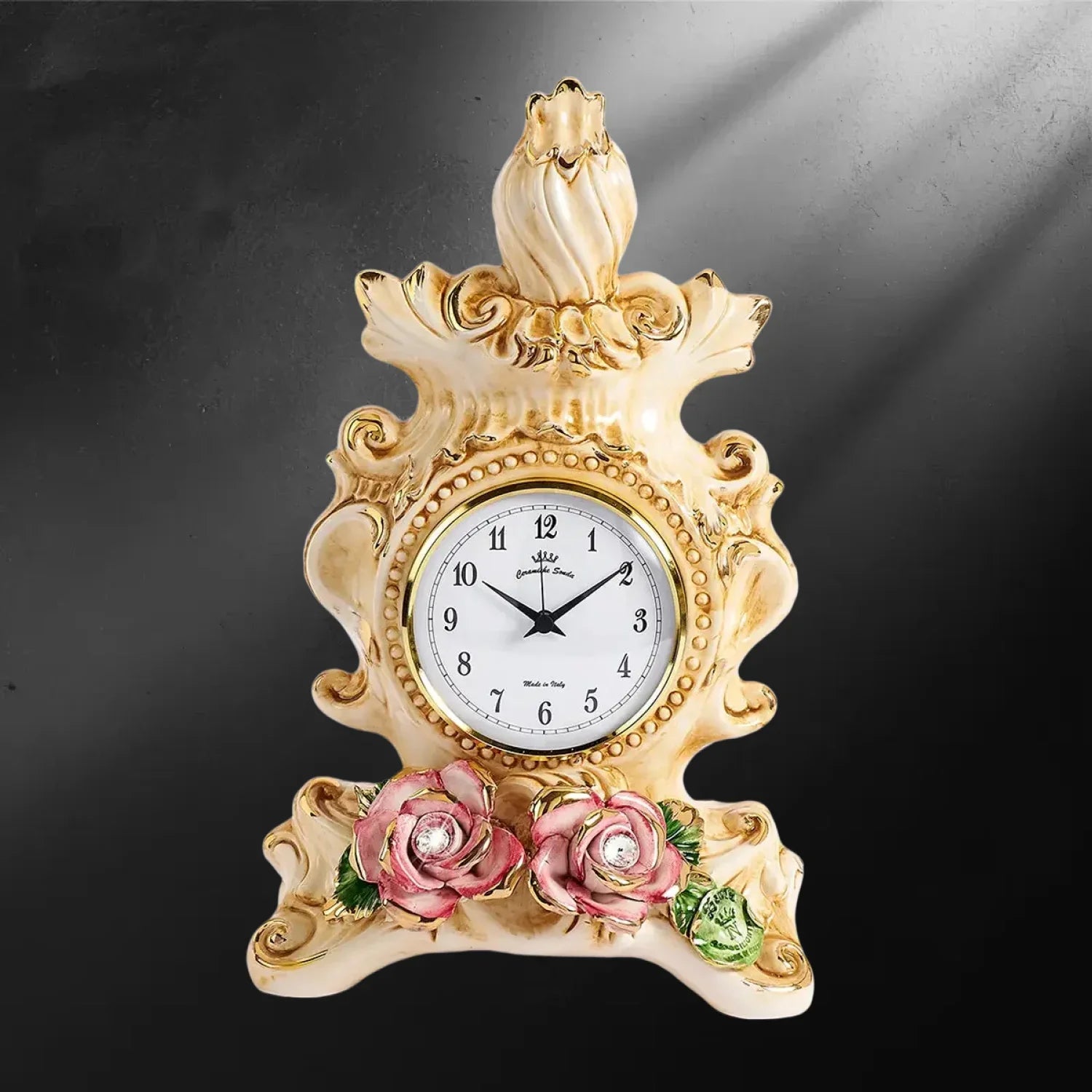 Horloge de table en porcelaine Capodimonte aux roses Swarovski style XVIIIe - Horloge de table porcelaine Capodimonte