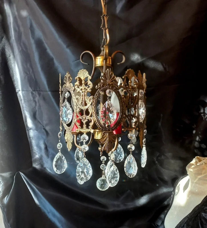 Lustre Baroque en laiton 3 lumières et gouttes de cristal