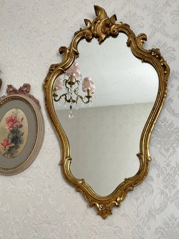 Magnifique ancien miroir en résine doré style Louis XV / grand miroir baroque doré