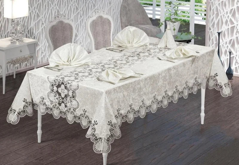 Nappe baroque brodée en guipure française de luxe - 160x220cm