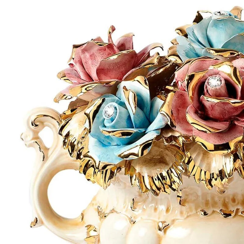 roses en ceramique avec dorure à la feuille d'or 24 carats et ses hanses à volutes style rococo